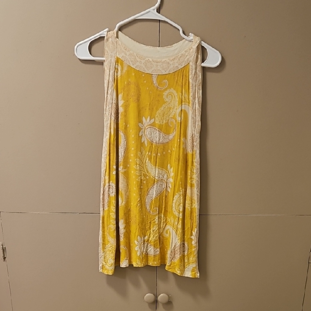 Rose & Olive Beige Patterned Top